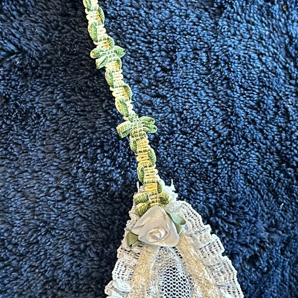 L’Intimates coquette white lace tank top - Picture 4 of 4